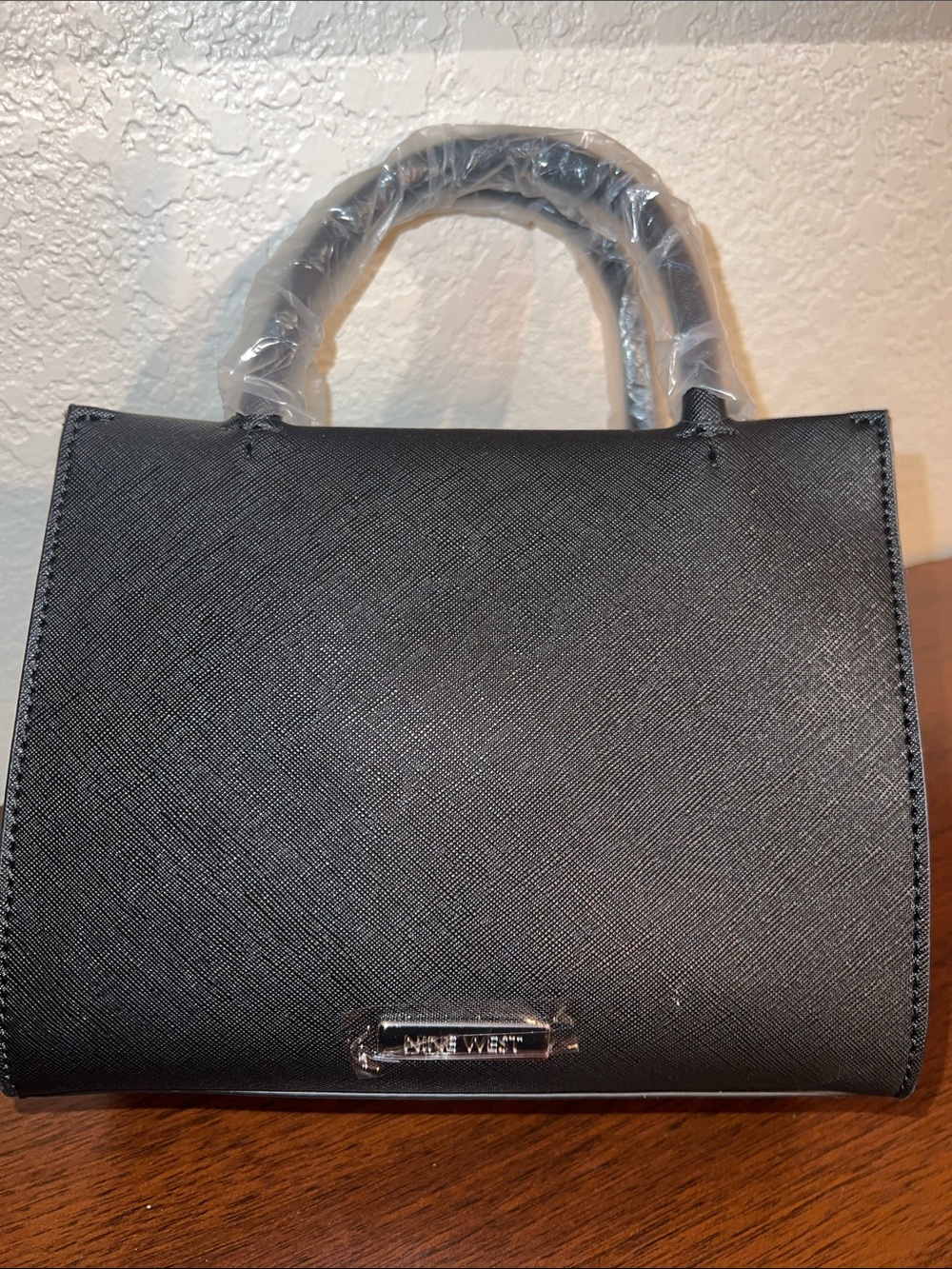 NWT, Nine West Eliora Pearl Mini Satchel with Optional Crossbody Strap. - Picture 6 of 9
